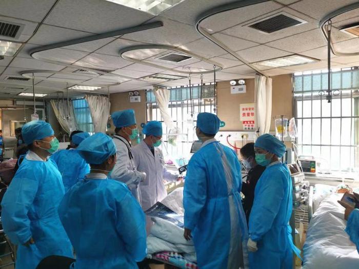 唐都医院急诊科党员奋战抗疫前沿当好急先锋