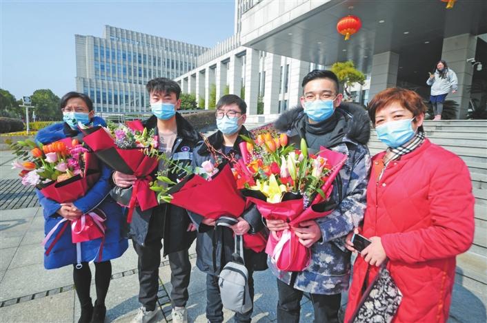 芜湖市紧急医疗队第二 第三批队员驰援武汉 安徽频道 凤凰网