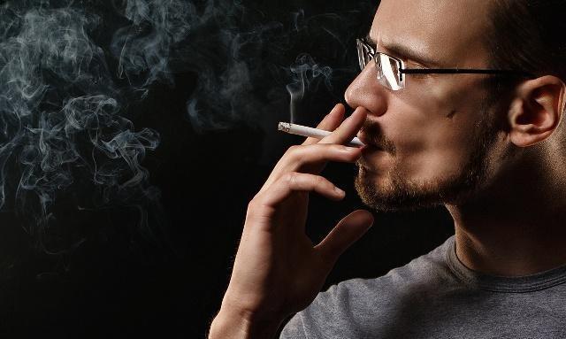 减少吸烟量有用吗 a8676f02fc5349c_w640_h383.jpg