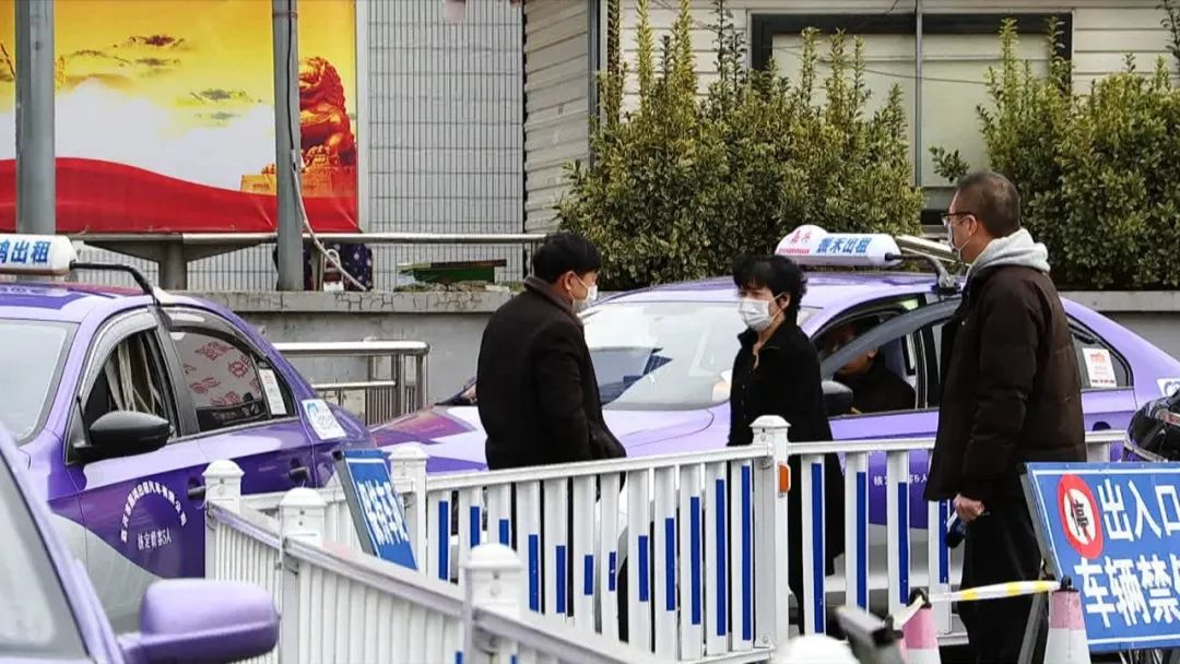 嘉兴市区出租车2月“份子钱”全免 减负130多万 运管正推动滴滴等出优惠政策