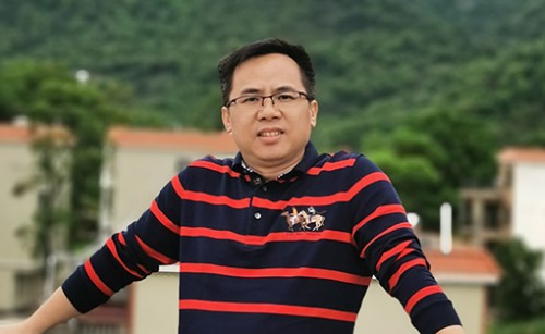 乡野股侠彭海平企业该如何选择上市地及上市流程介绍