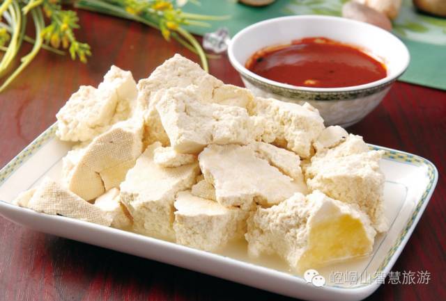 崆峒古镇春色美 搅团,糖油糕,豆腐脑满街飘香_甘肃频道_凤凰网