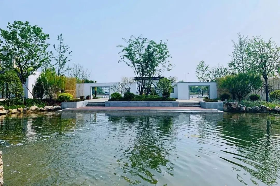 滁州凤凰湖畔图片