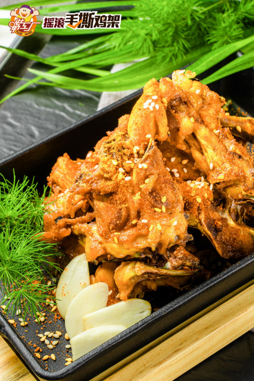 嘴工厂手撕鸡架料足味香让人垂涎欲滴