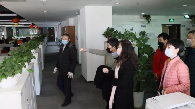 防疫情保生产慕英杰带队对东方园林进行全面检查