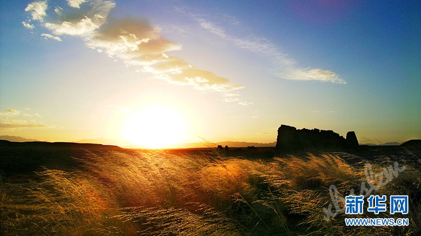 图为甘肃永昌县境内的汉明长城烽燧。新华网发(刘忠文 摄)
