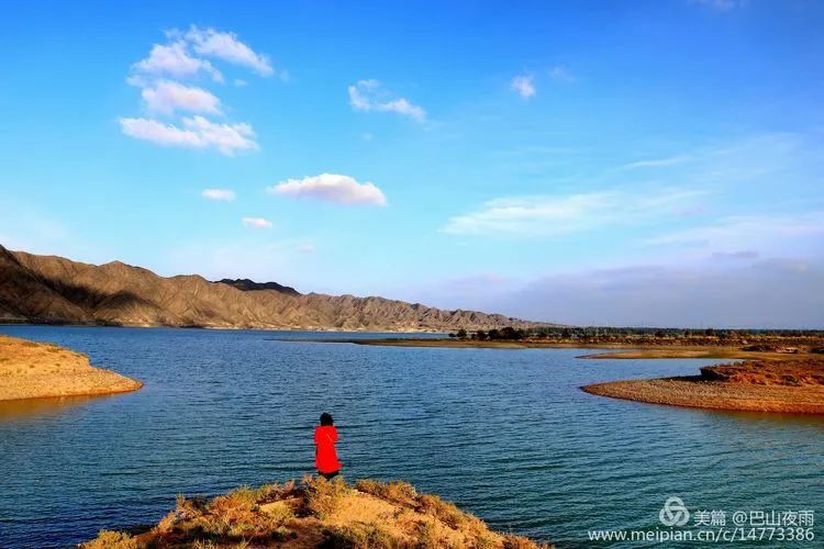 古丝绸之路中段的这座小县城 美得令人心旷神怡