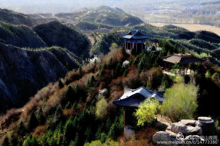 古丝绸之路中段的这座小县城 美得令人心旷神怡