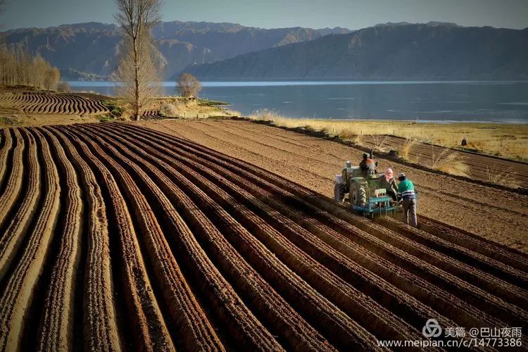 古丝绸之路中段的这座小县城 美得令人心旷神怡