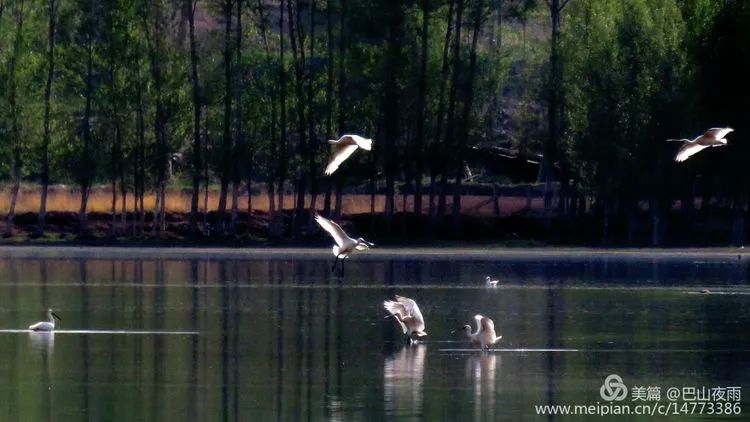 古丝绸之路中段的这座小县城 美得令人心旷神怡