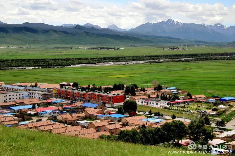 古丝绸之路中段的这座小县城 美得令人心旷神怡