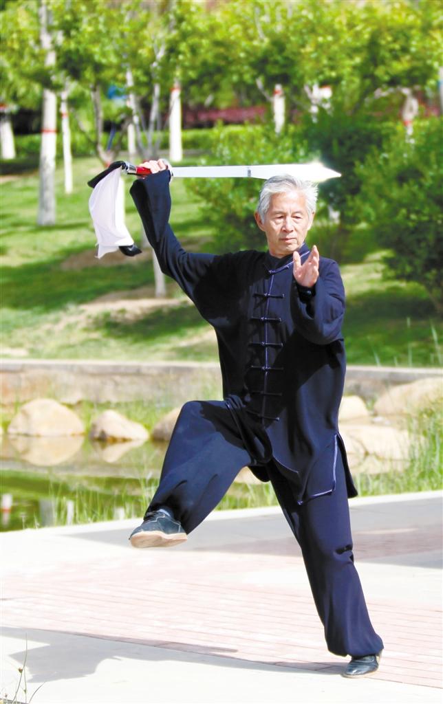 六旬老人自学太极拳十载:将"国之瑰宝"传承下去