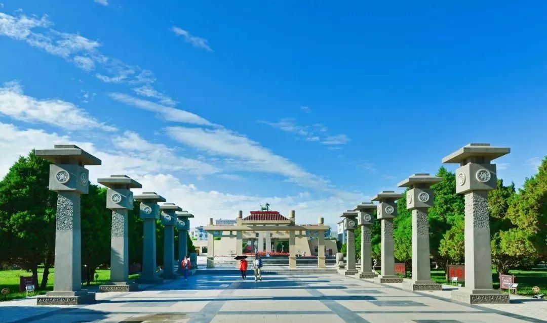 中国旅游标志马踏飞燕出自武威雷台汉墓 享誉世界