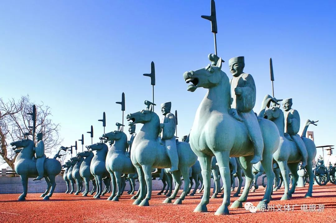 中国旅游标志马踏飞燕出自武威雷台汉墓 享誉世界