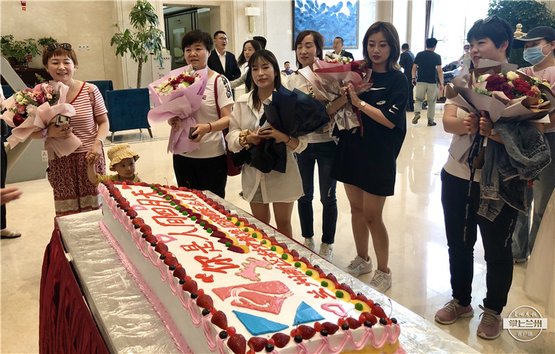 战疫归来“天使”卸甲 兰州新区免费“养”你