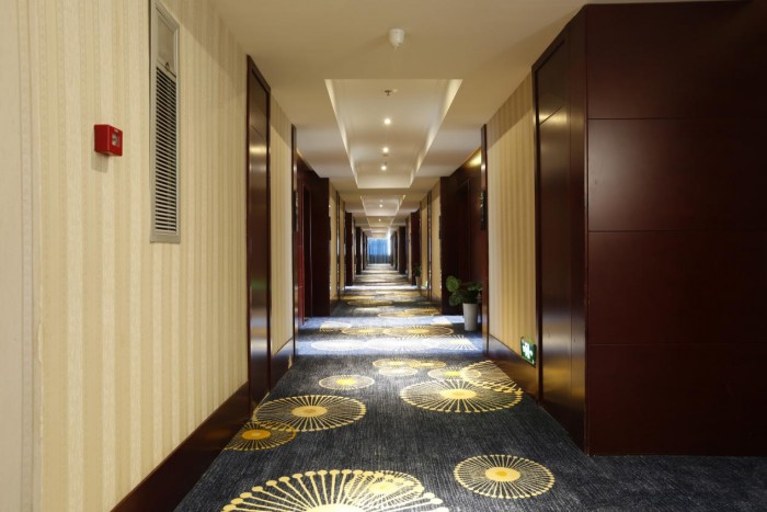 游宁波历史文化名城，入住速8精选酒店