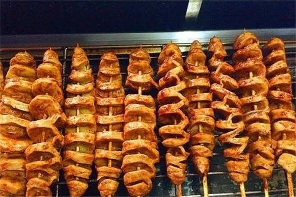 在张掖,100元能打卡多少“网红”美食?