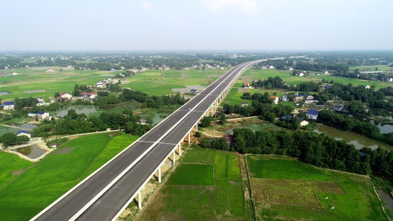湖南省首条无人驾驶高速公路有望8月底通车