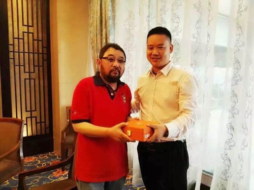 慈华臻品与知名导演米家山结缘匠心传承健康