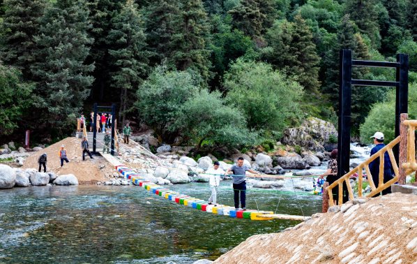 天祝土族《格萨尔》：英雄史诗的另一种诠释