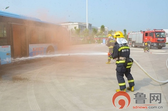 泰安市公共交通有限公司开展安全生产应急救援演练活动