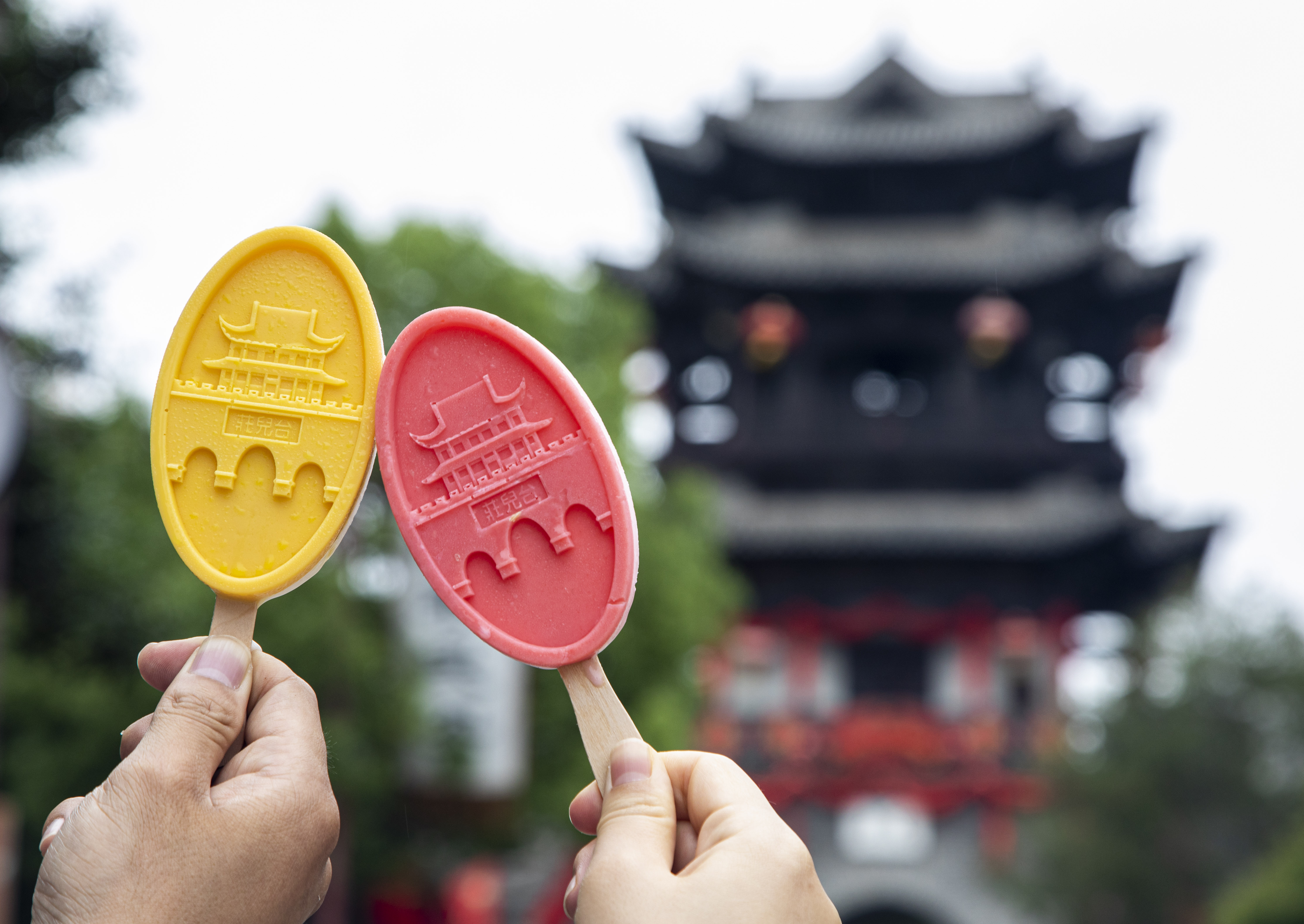 台儿庄夏季旅游文创产品给你美好体验