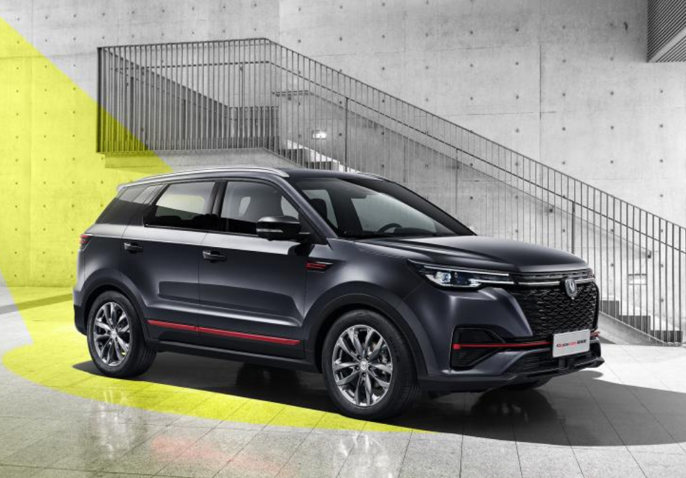 10萬級suv,長安cs55plus藍鯨版與年輕人更搭