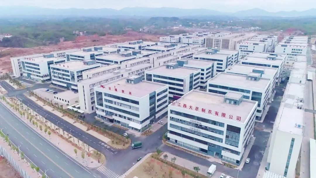 2020年于都GDP_于都中学初中部平面图(2)