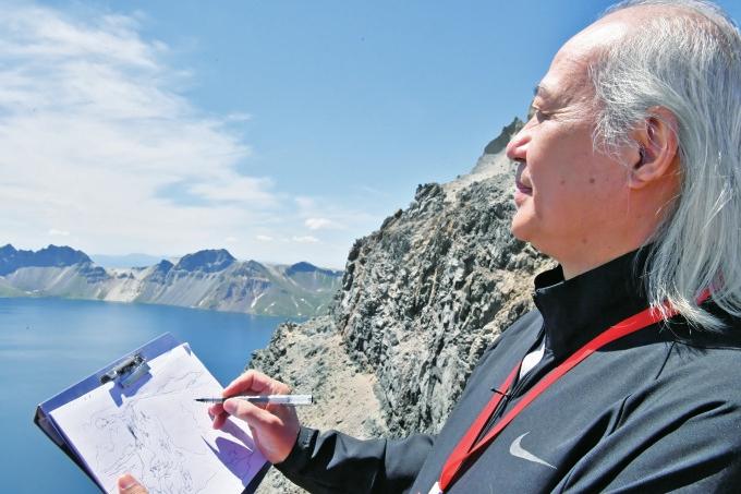 资讯本报讯(记者韩金祥李少元 )7月25日,长白山景区晴空万里,绿水青山