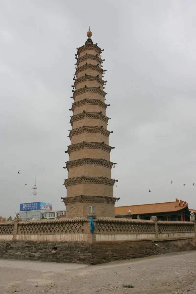 大藏经|甘肃近现代代表性建筑：罗什寺塔