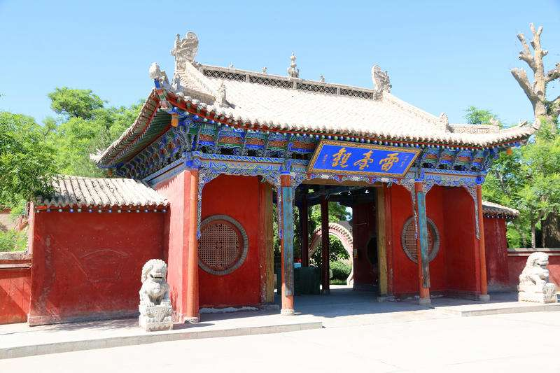 甘肃近现代代表性建筑:雷台观