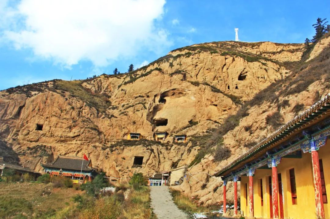 从前有座山叫祁连山 山里有座庙叫云庄寺