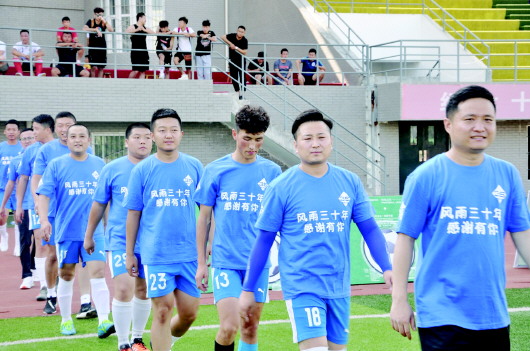 “草根”角逐绿茵场 天水这场足球联赛燃爆了！