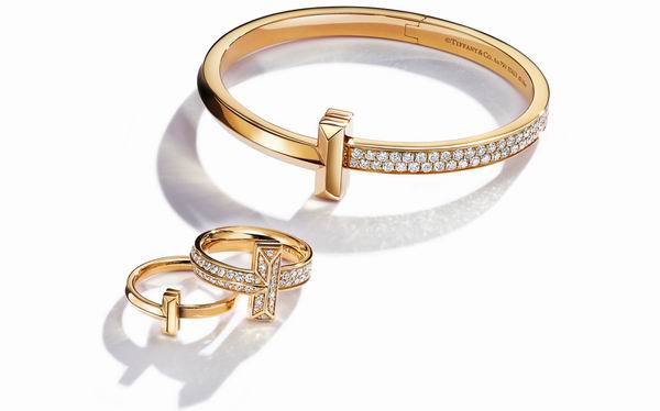 Tiffany & Co. 蒂芙尼T1系列18K黄金手镯与戒指