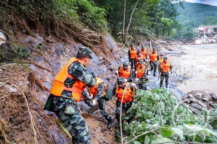 2020年8月5日,洛南縣防汛辦迅速發出預警:全縣做好防汛抗洪應急準備.