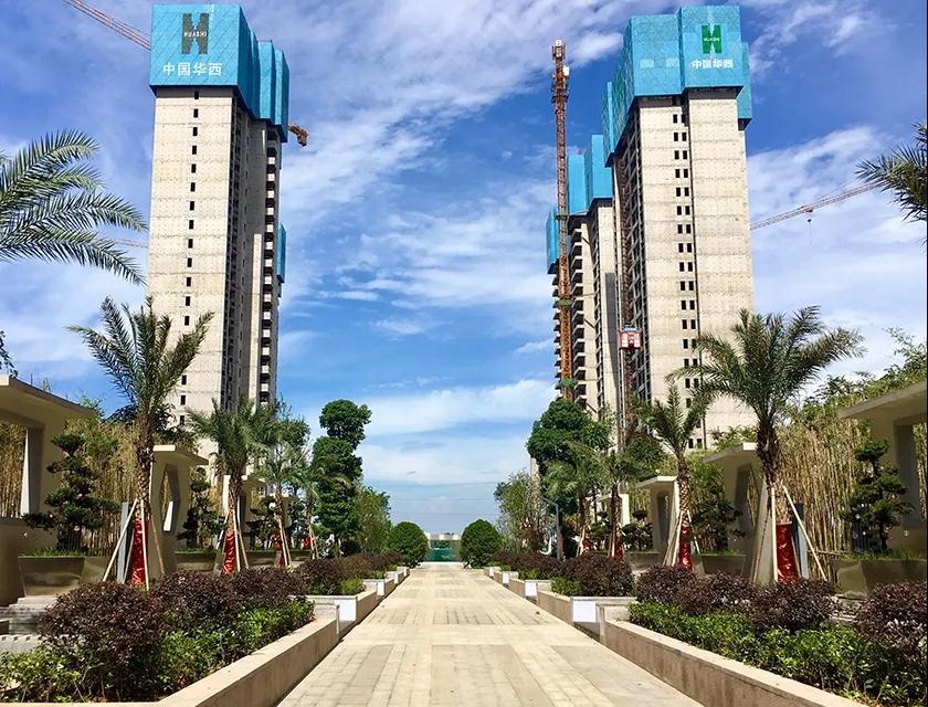 九江资讯 原创 探访联泰·万泰城3期工地,铝模,智能爬架等新工艺确实