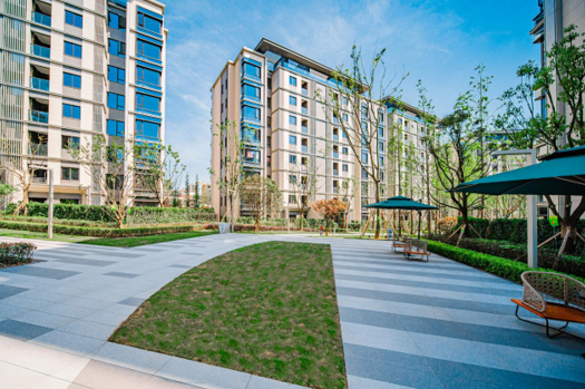 爆款解读|龙湖首个精装洋房景粼玖序凭什么热销?