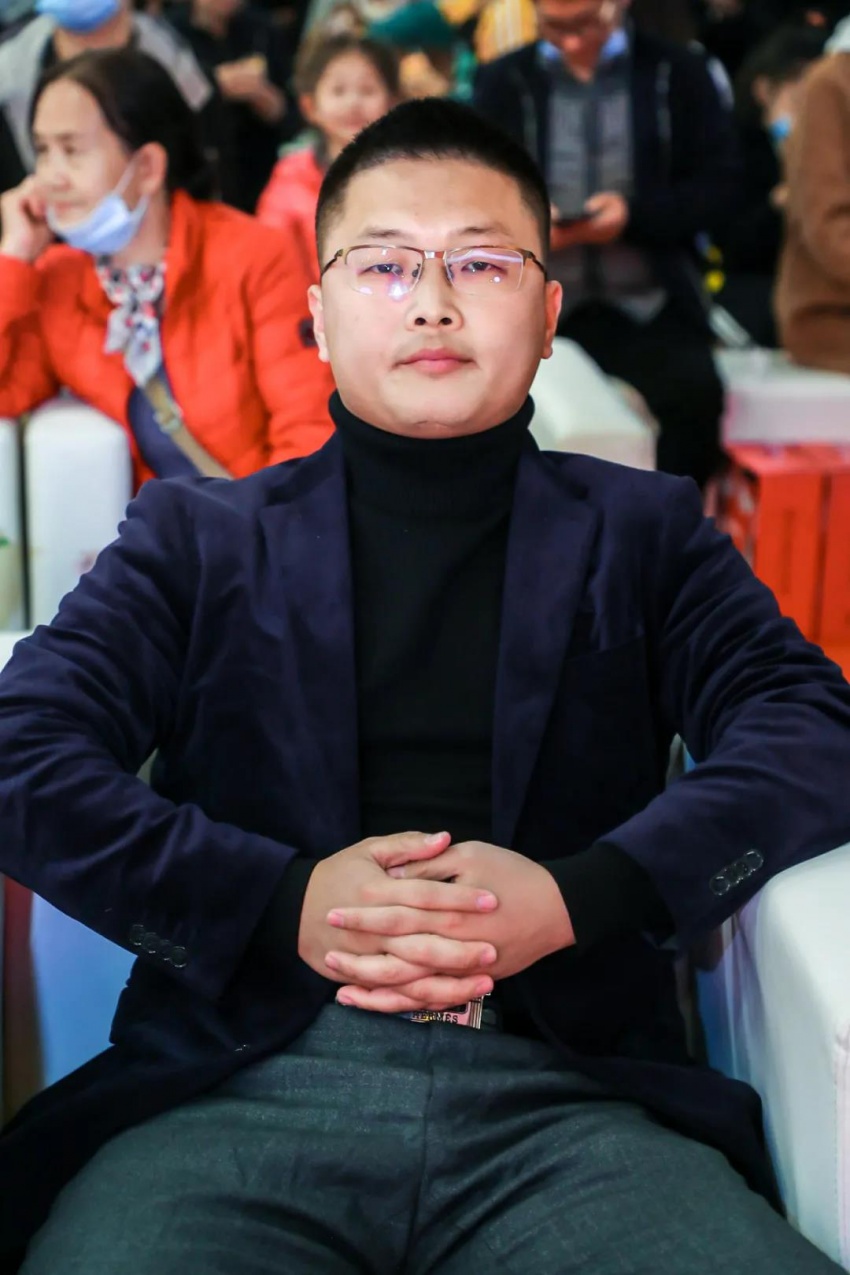 (戴鹏飞)依诺瓷砖北方区总经理