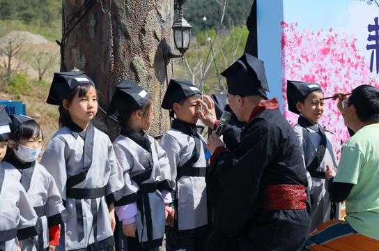 包揽五一人气中冶兴隆新城22山谷冶游季正式启动