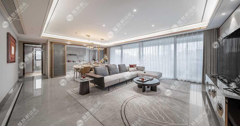 建面约272㎡