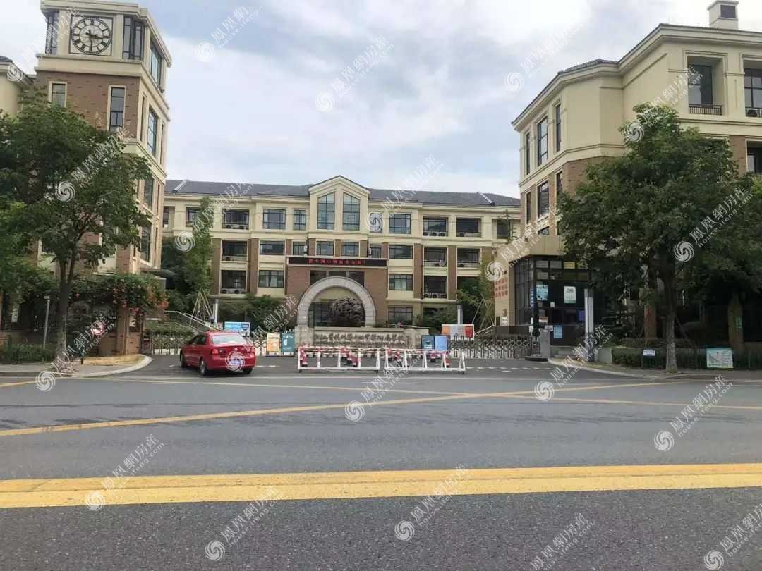 杭州第十四中学附属学校（康桥校区）