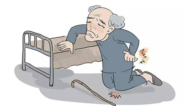 老人容易摔倒怎么办这10动作能做到一项都会减少伤害