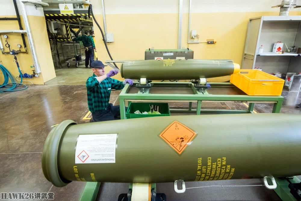 走进波兰神秘军工厂 专门生产mk82航空炸弹 想不到工艺还挺复杂