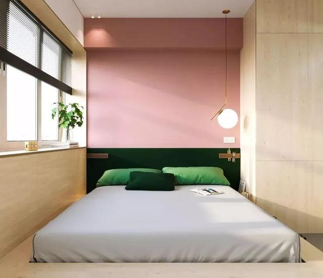 我在卧室换了一面墙,神奇的事情……发生了