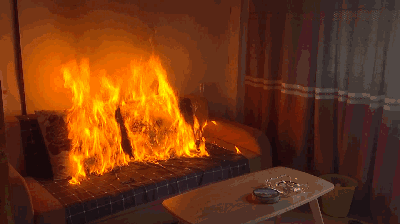 夫妻吵架老婆一怒家中放火结果忘了房子不是自己的