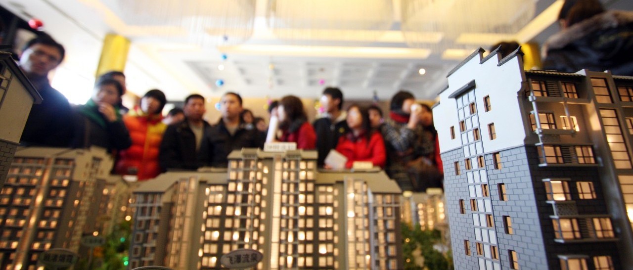 为了卖房,他们拼了!打折降价、送车位、减免物业费……_凤凰网