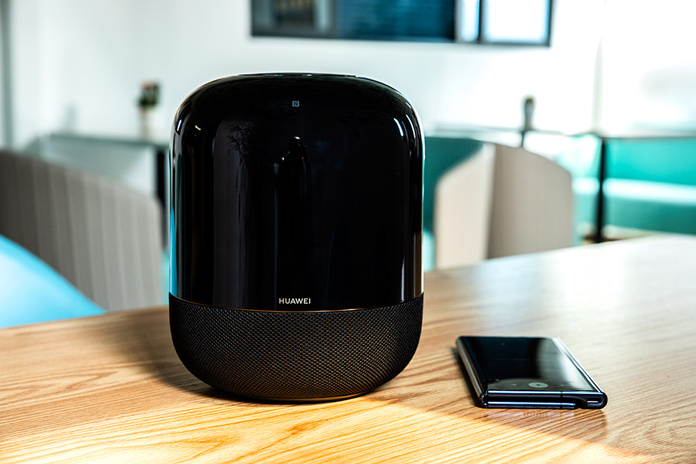 在体验上更智能,在内容上更丰富的智能音箱精品--华为sound x