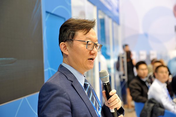万华化学全3D打印鞋材解决方案惊艳亮相K展__凤凰网
