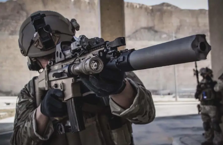 武器库十大名枪之比利时scar突击步枪叫好不叫座的吃鸡最爱