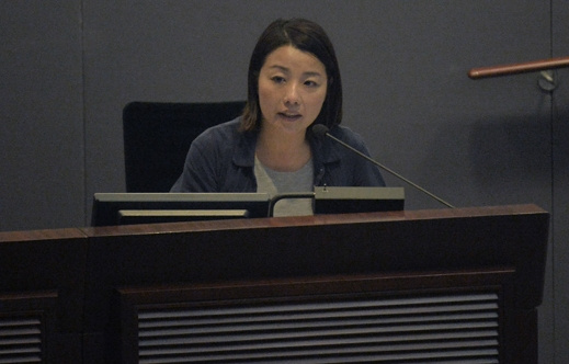 刘小丽从香港中文大学社会学系毕业后在大专院校任讲师.